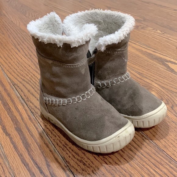 Geox Light Gray Suede Faux Fur Snow Boot Side Zipper Toddler Size 6.5 - Picture 7 of 7